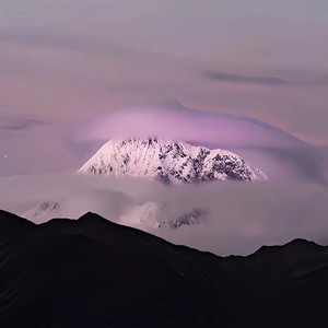 国产精品亚洲第一线
